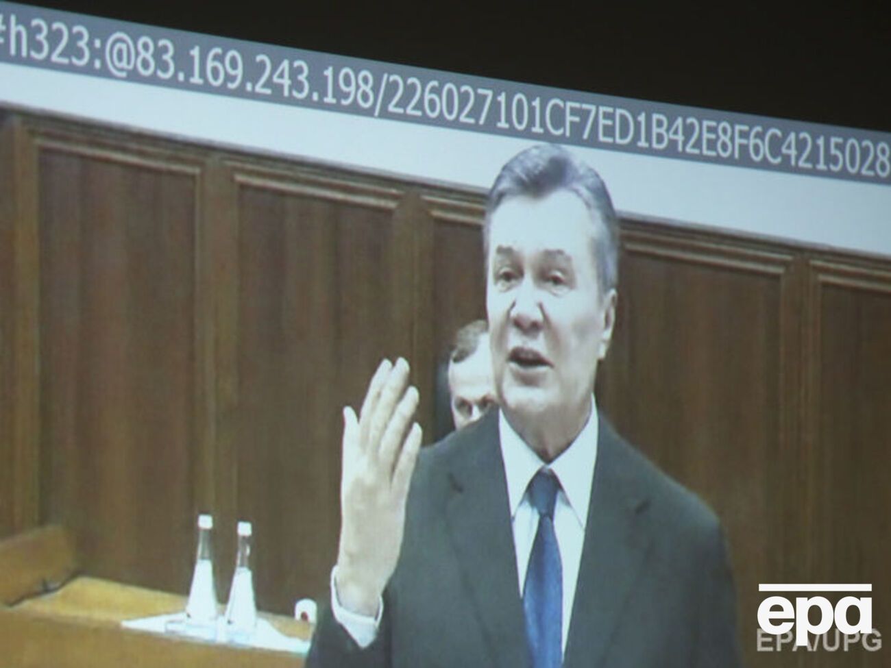 Янукович в среду появился на ТВ