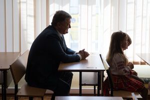 Порошенко, по словам беглого нардепа, не имеет хорошей команды