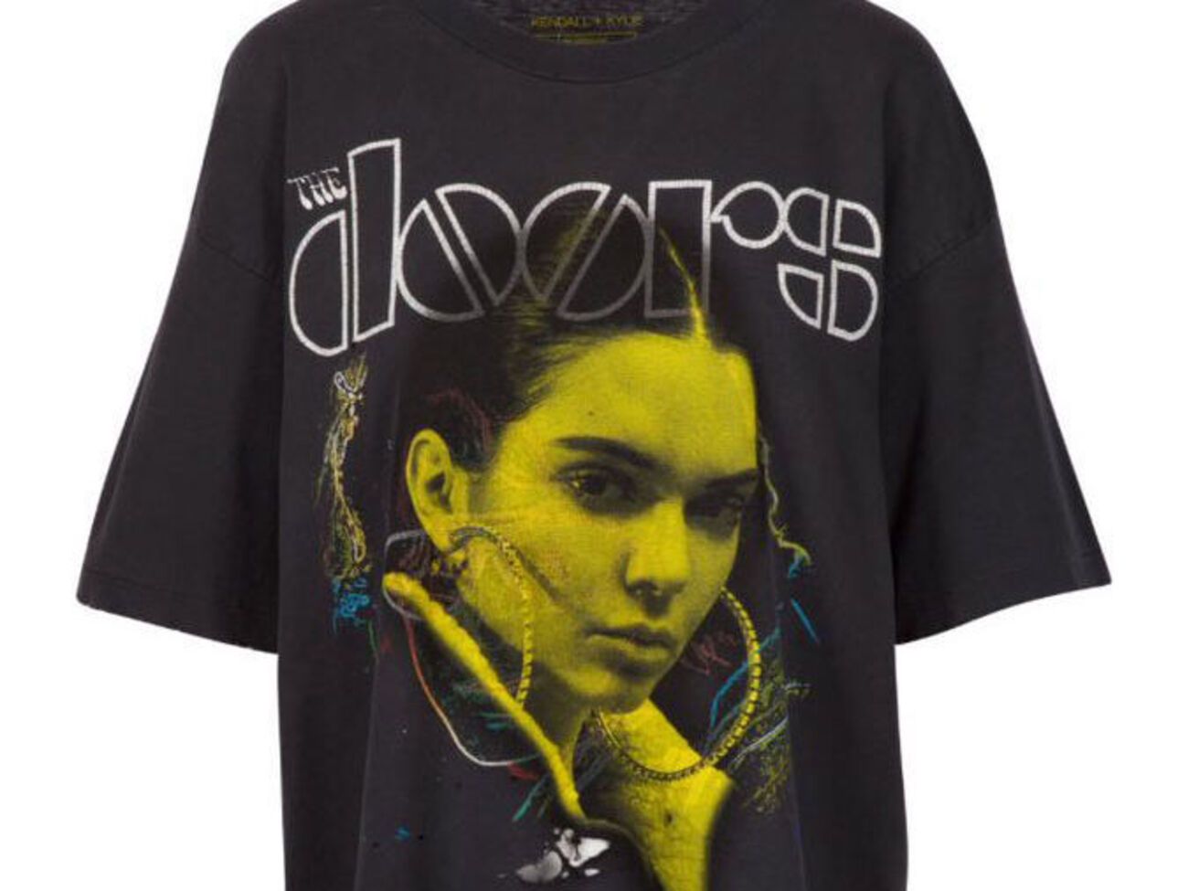 Представители The Doors потребовали прекратить продажу футболок с логотипом группы