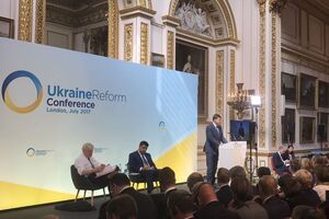 Домбровскіс виступив на конференції з питань реформ в Україні, яка відбулася в Лондоні