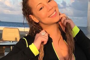 Кэри: День с акулами. Не волнуйтесь, они нежные