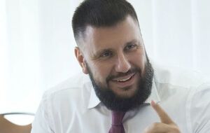 По мнению Сичкаря, тезис Чечеткина, что программное обеспечение M.E.Doc "всучил" Клименко, "способствует формированию предвзятого общественного мнения" относительности причастности экс-министра к распространению вируса Petya