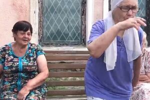 Женщины резко засобирались по своим делам, когда им показали портрет Бандеры