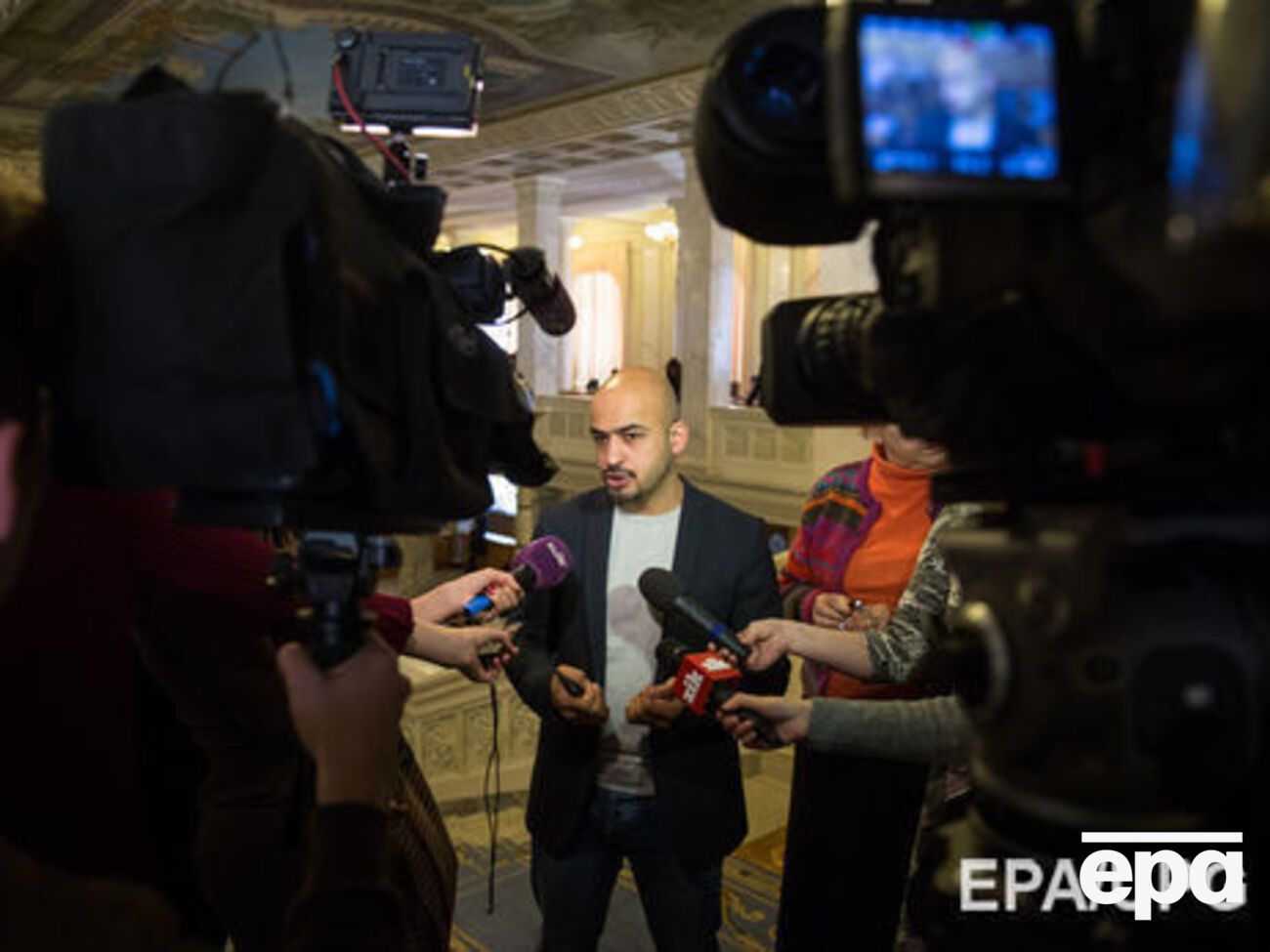 Найєм: Росія, коли її притискають до стінки, кричить: "Я не винна, мене спровокували люди на Майдані та вступ України до НАТО"