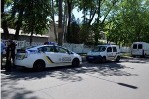 Полиция проводит спецоперацию в Киеве