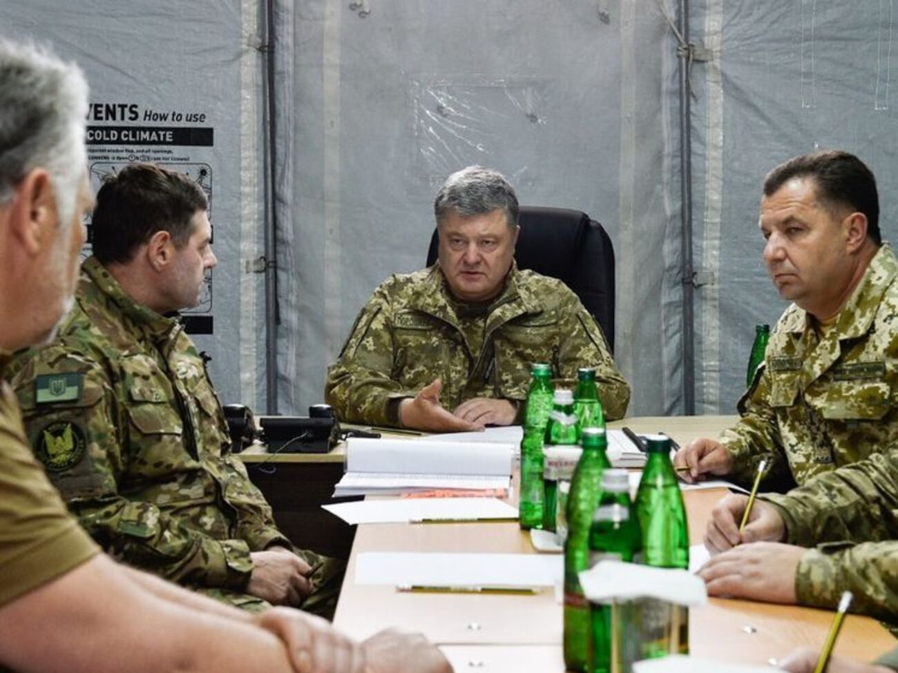 Порошенко оголосив призов до Нацгвардії