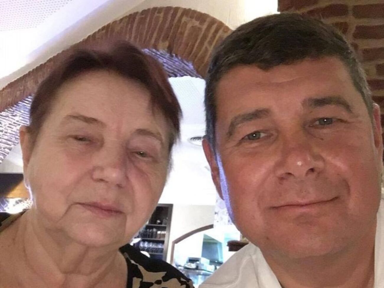 Онищенко і його мати фігурують у справі про зловживання під час реалізації газу