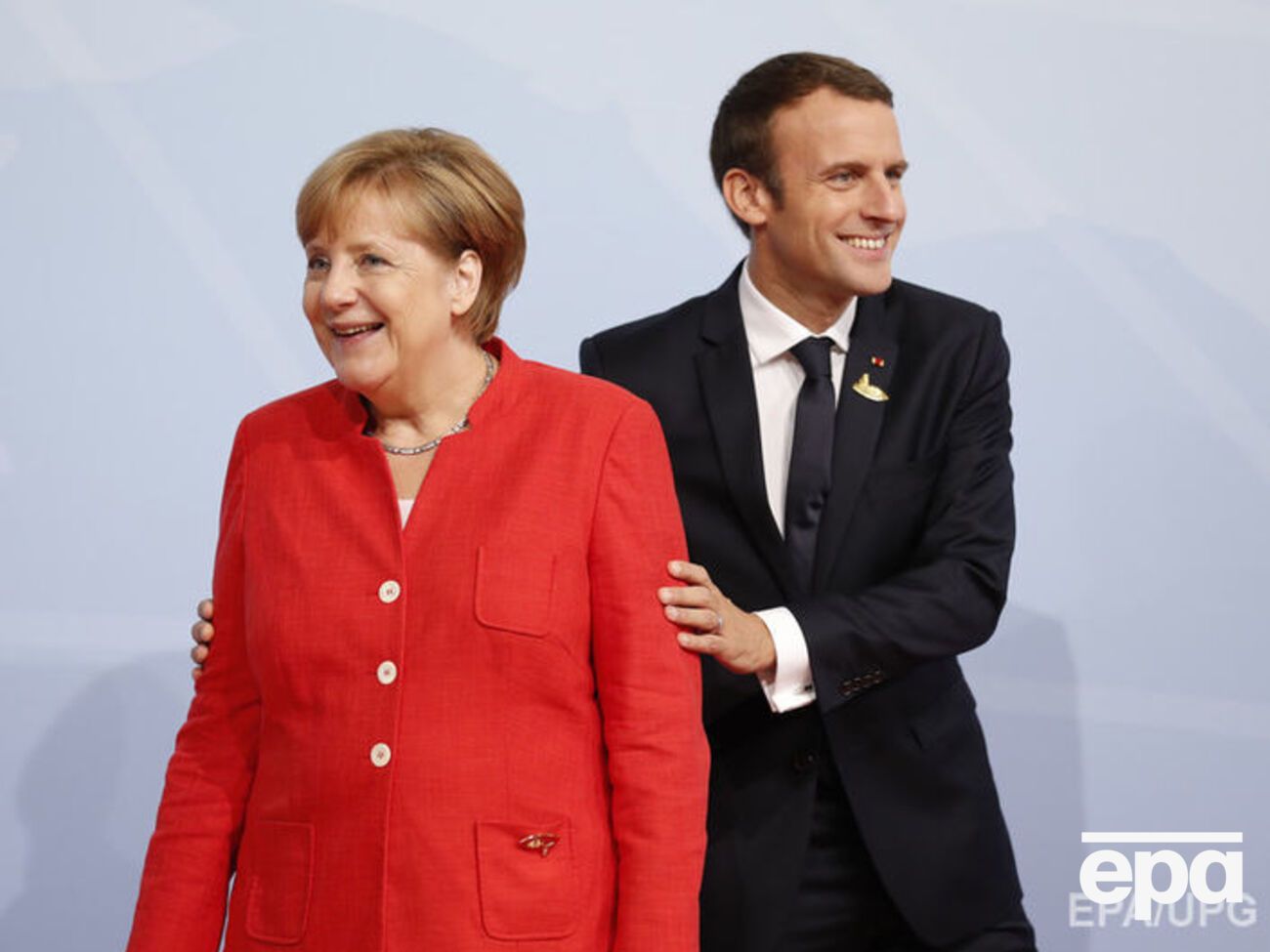 Встреча проходит за рабочим завтраком