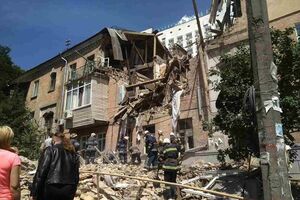 У Києві стався вибух у житловому будинку