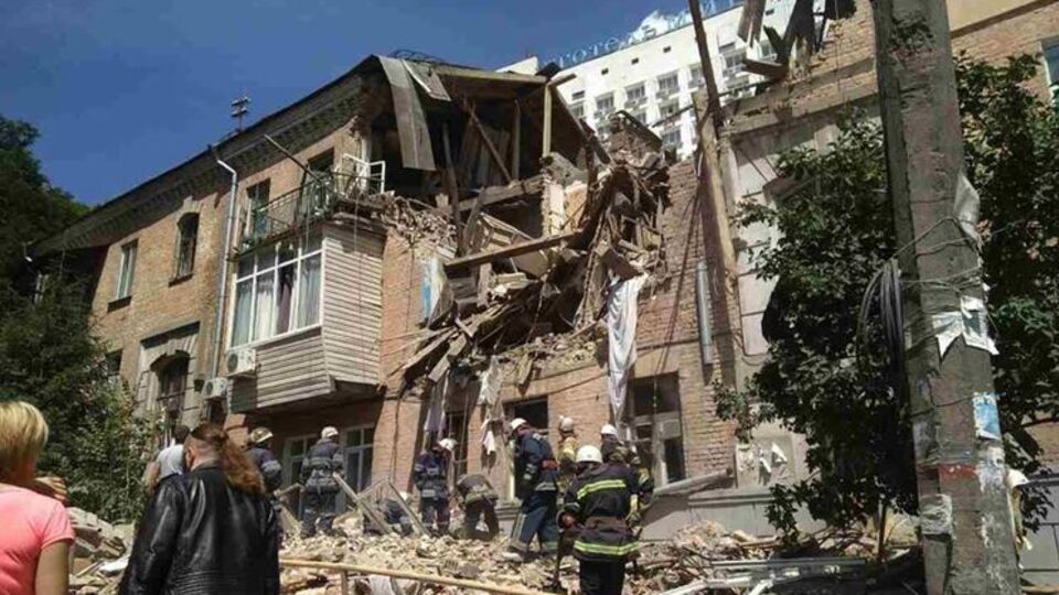 У Києві стався вибух у житловому будинку