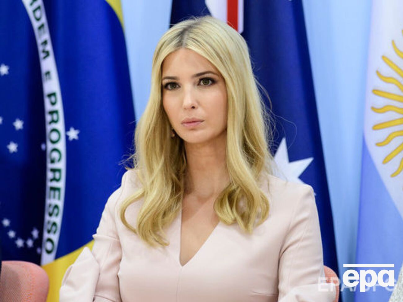 Іванка Трамп сіла на місце батька