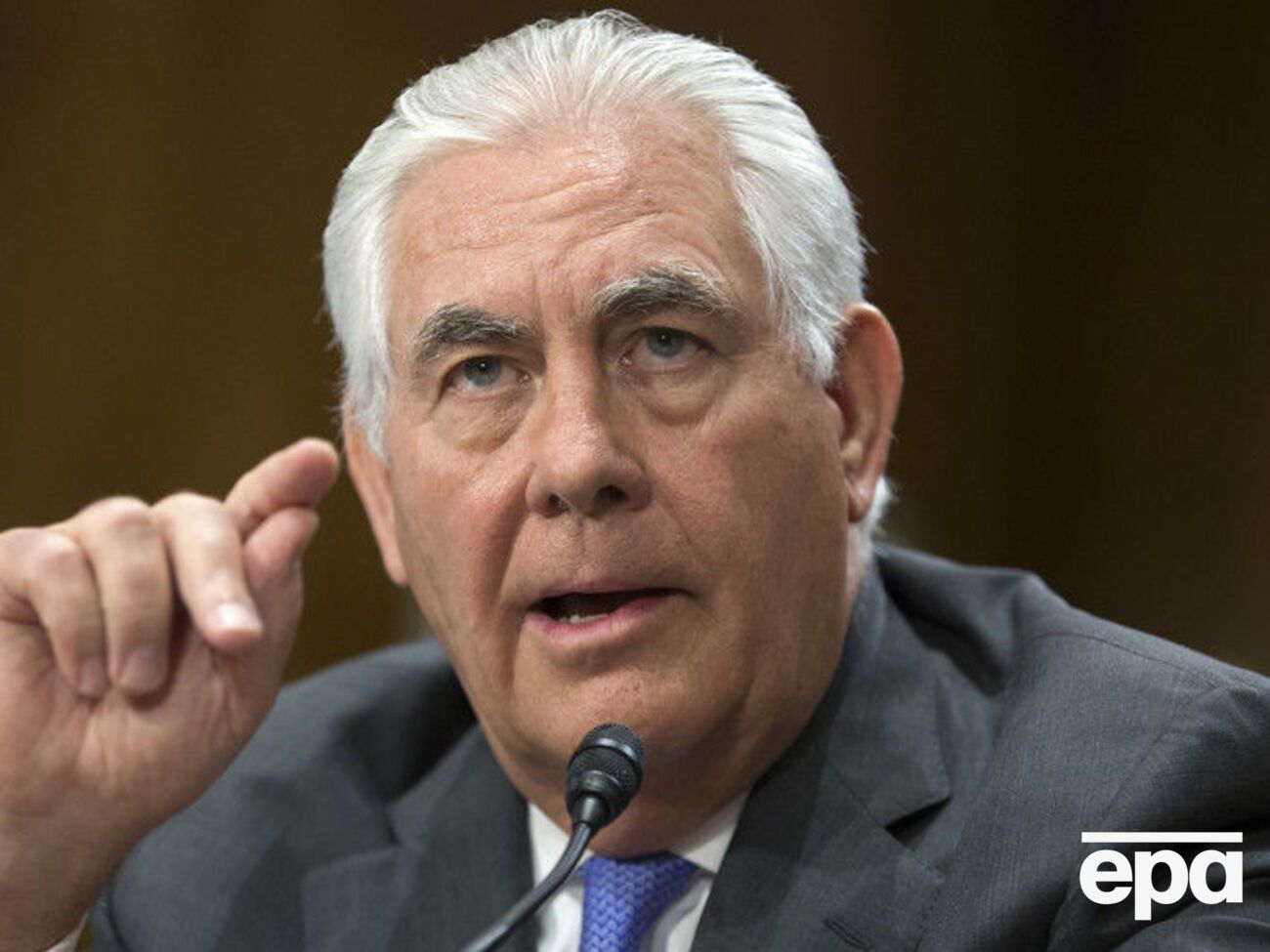 Тиллерсон: Благодарен, что вы дадите Волкеру возможность провести несколько дней в Украине