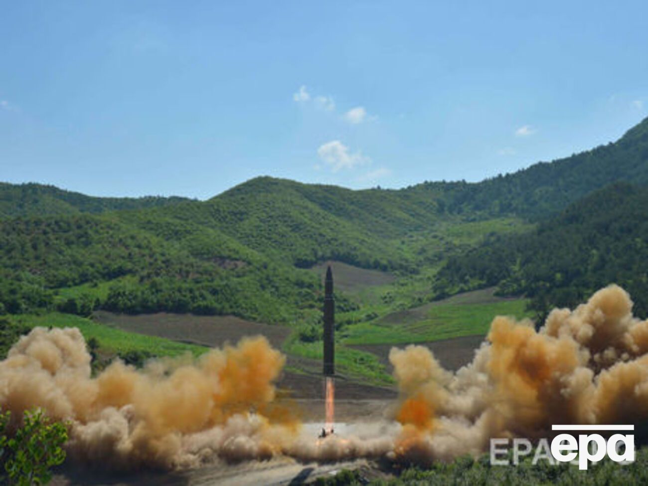 КНДР запустила ракету "Хвасон-14" 4 липня