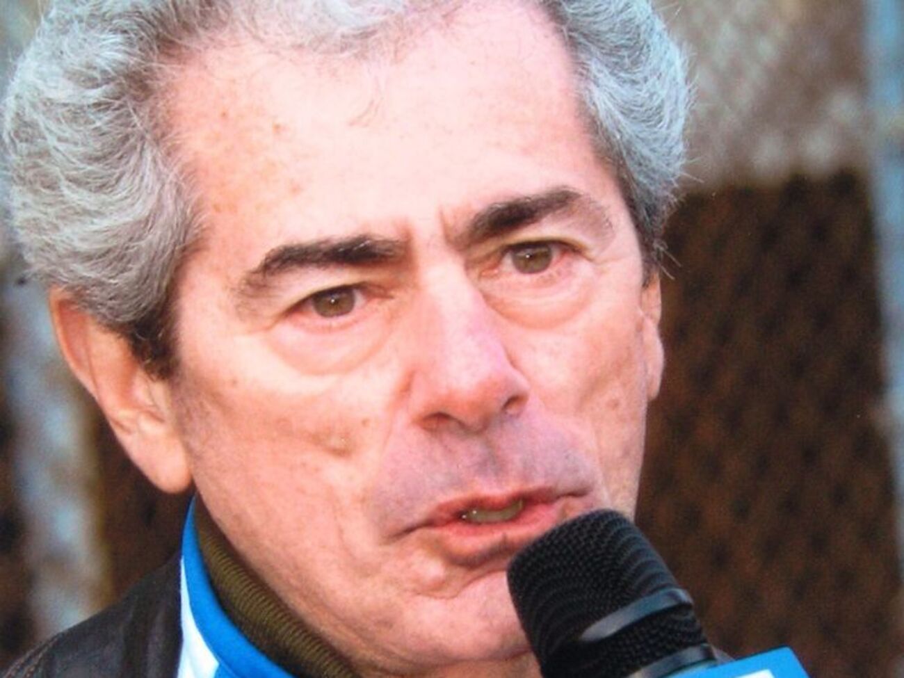 Аркадьев:&nbsp;Моя сестра боролась за дом-музей нашего отца, боксера Бакмана. Богатенькие отключили ей воду, тепло, газ...