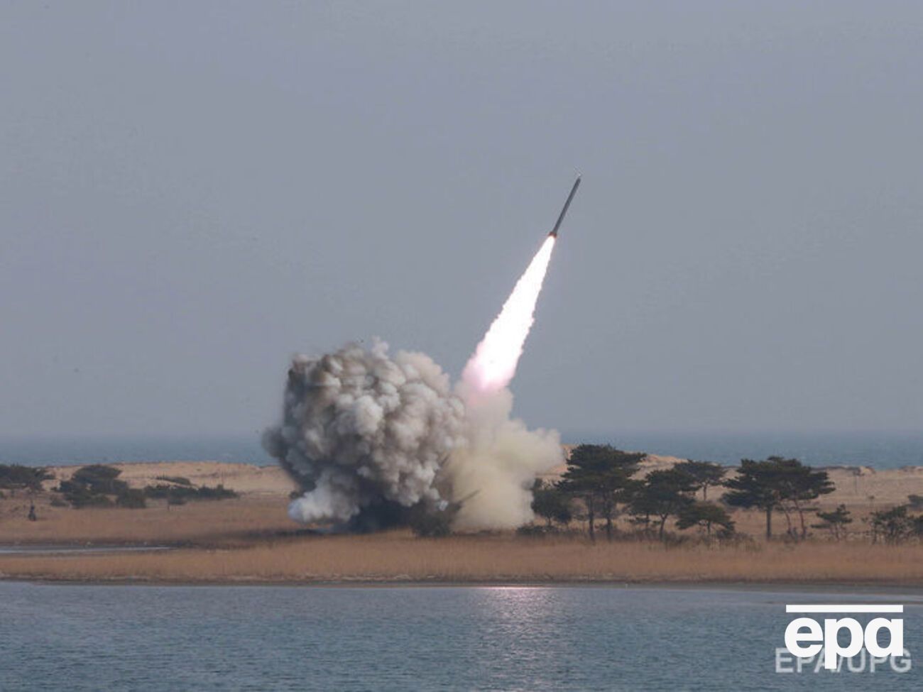 Власти КНДР неоднократно заявляли, что будут наращивать ударный ядерный потенциал