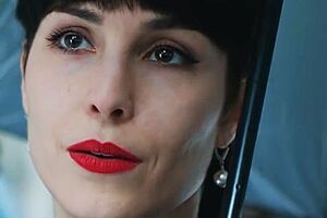 Одна из близняшек исчезнет, выйдя на улицу