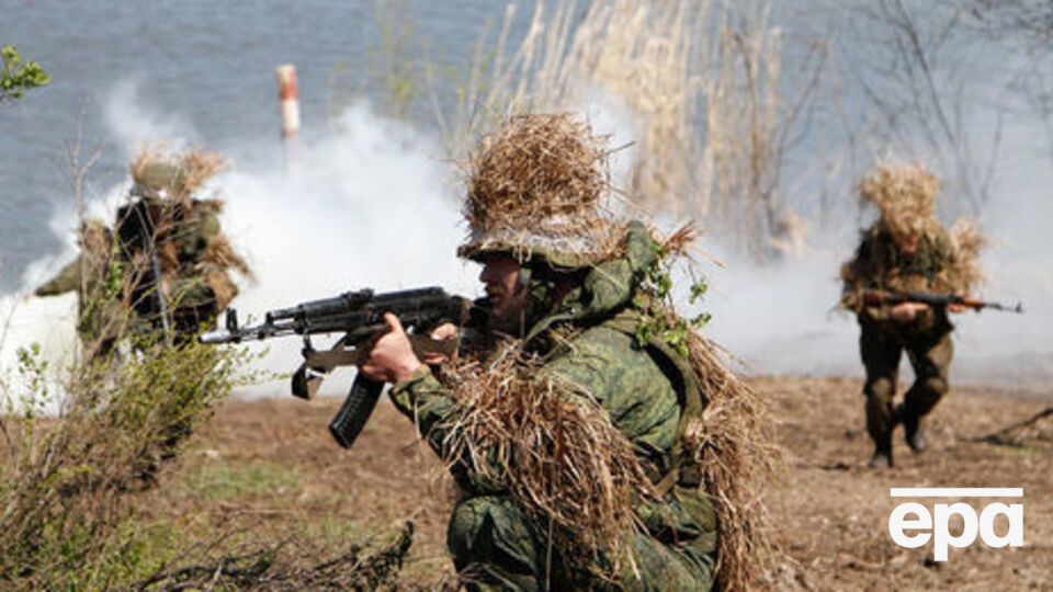 Російське командування не надає військовим на Донбасі відпустки з виїздом до Росії, повідомили в розвідці Міноборони