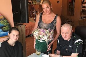 Волочкова: Тато – найкращий чоловік мого життя! Від нього мені передані найсильніші та наймужніші риси, які начебто і не мають бути притаманні жінці...