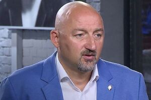 Мочанов: Ми не можемо сподіватися на диво, що хтось виріже ножицями Україну і приклеїть її в Австралію