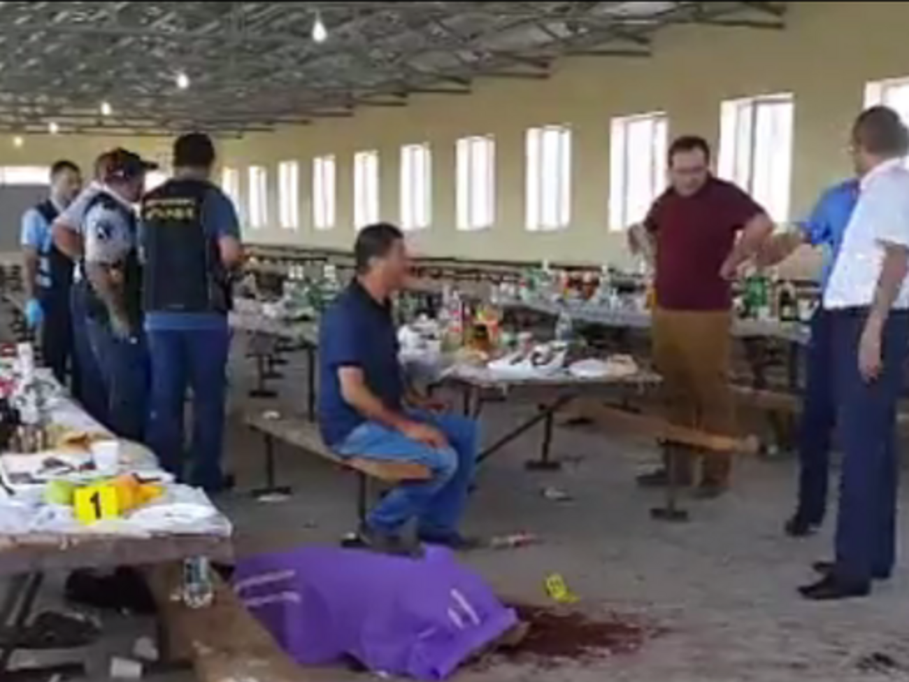 Причиной расстрела могли стать невыплаченные долги