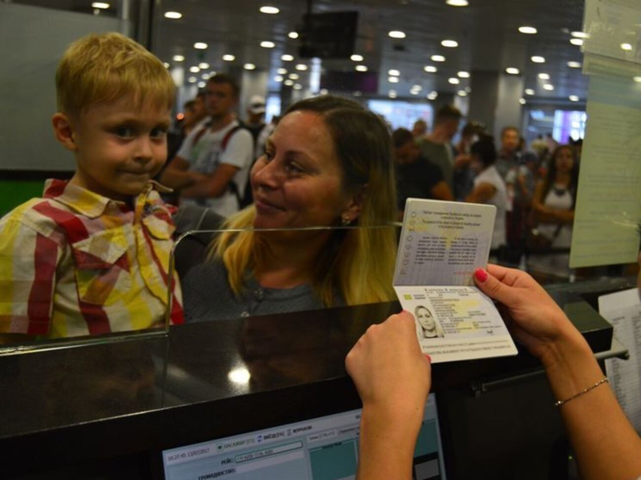 11 июля вступил в силу безвизовый режим с Европейским союзом