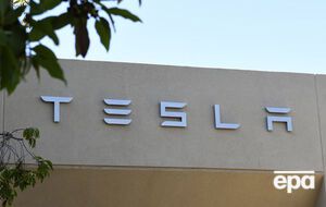 По данным Reuters, Tesla разрабатывает беспилотный грузовик