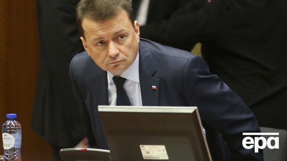 Блащака просять відмовитися від зображення литовського і українського об'єктів на паспортах