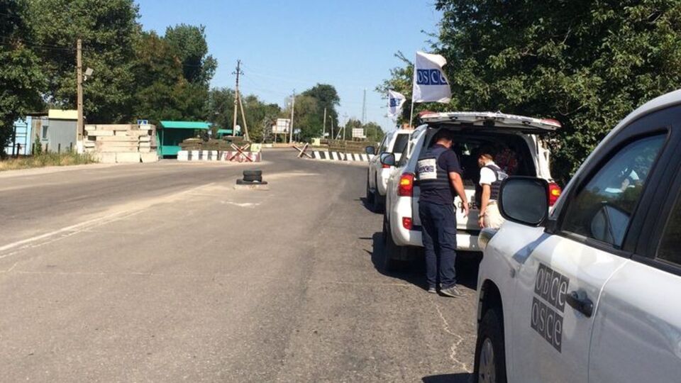 У Новоазовськ патруль ОБСЄ не пускали бойовики