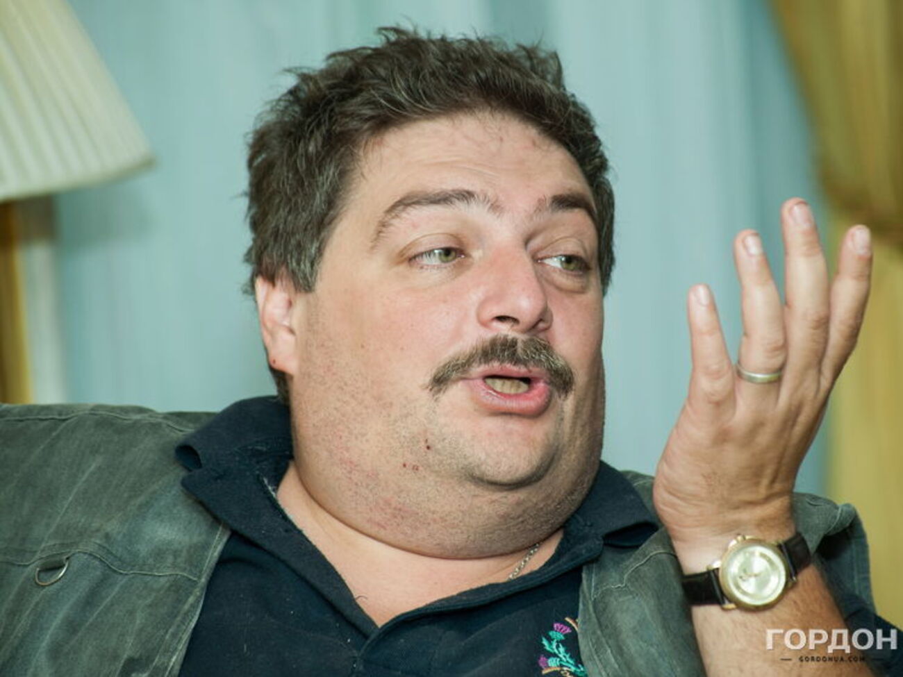 Быков считает Рогозина шоуменом