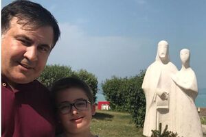 Саакашвілі: Поїхали із сім'єю на озеро Балатон