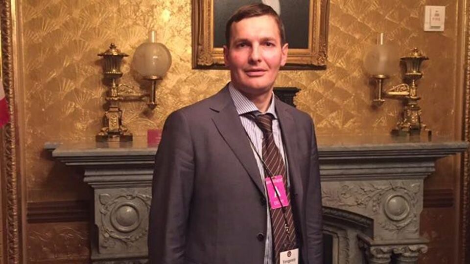 Єнін: Позивач може захищати свої інтереси через захисника