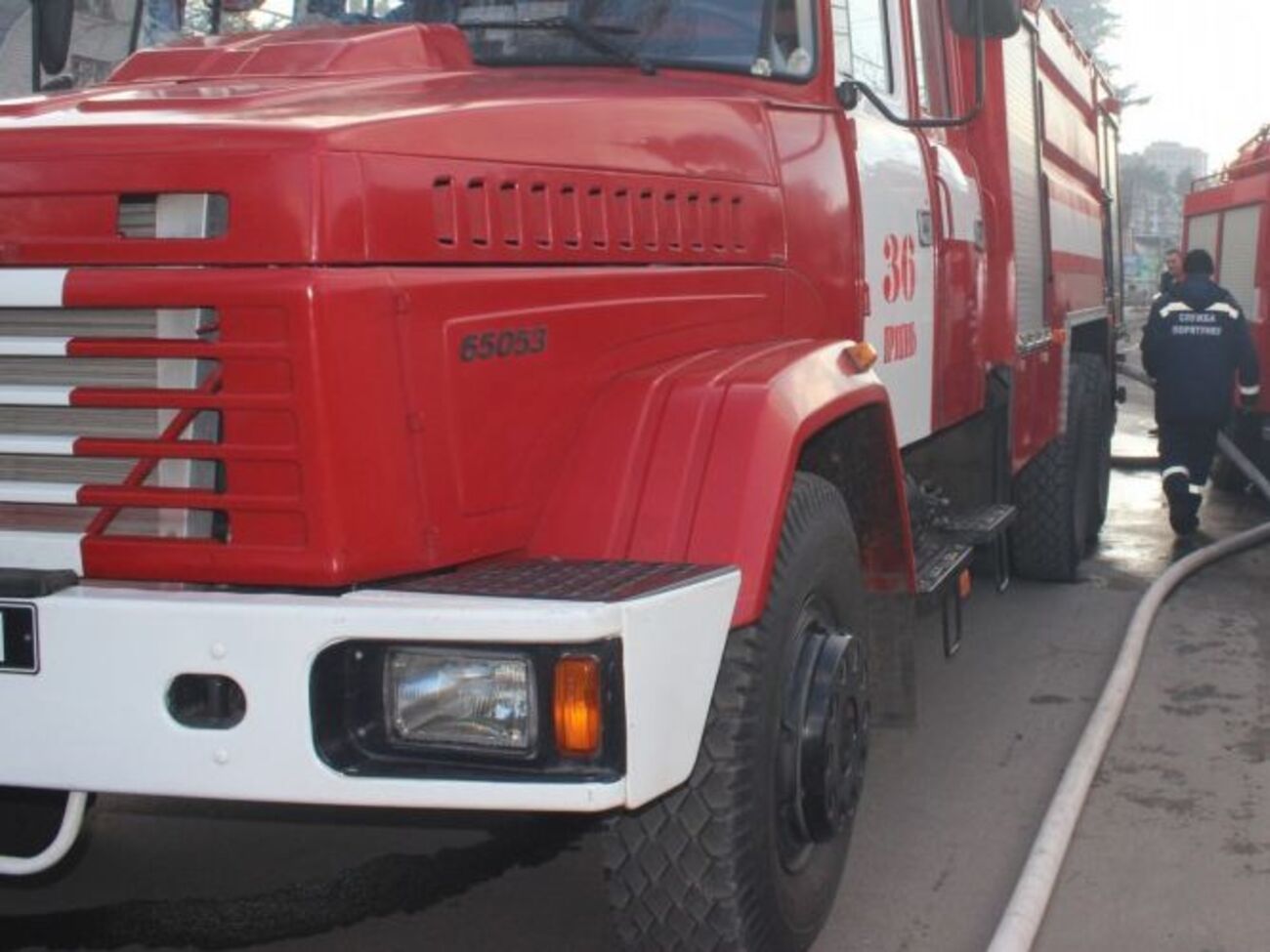 Причини вибуху з'ясовують