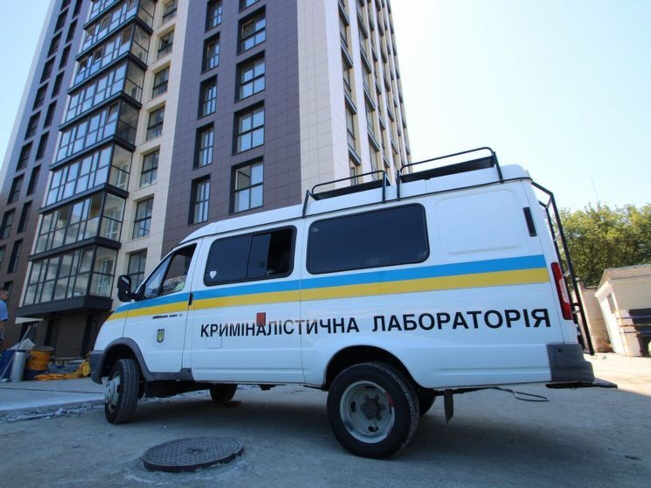 Поліція розшукує стрілка