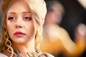 Тину Кароль представили в образе Дейнерис Таргариен