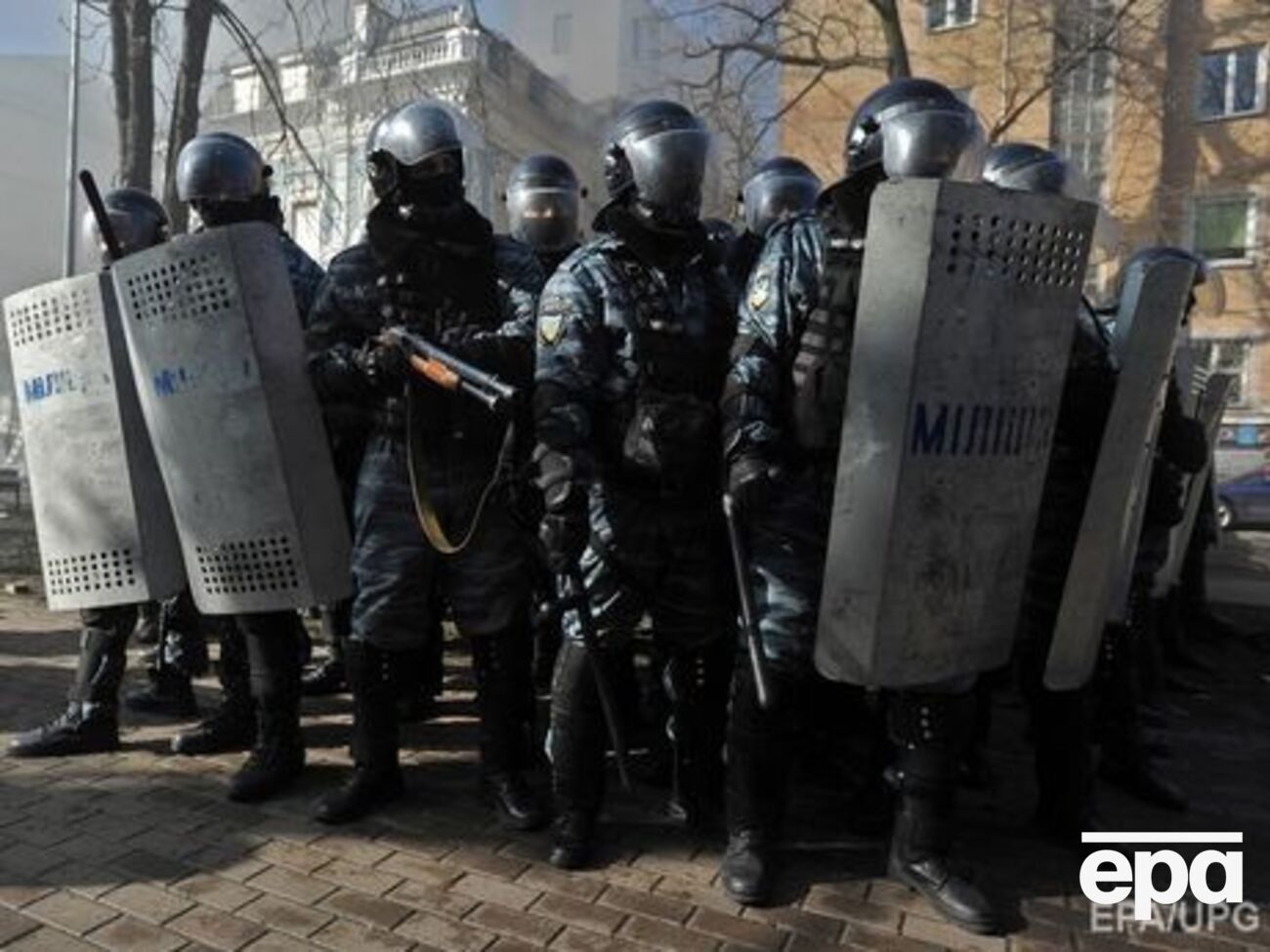 Екс-беркутівця посадили під домашній арешт