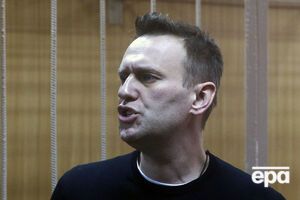 Навальный: Пункты "круг общения" и "список языков, которыми владеет пользователь" включили для того, чтобы выкинуть