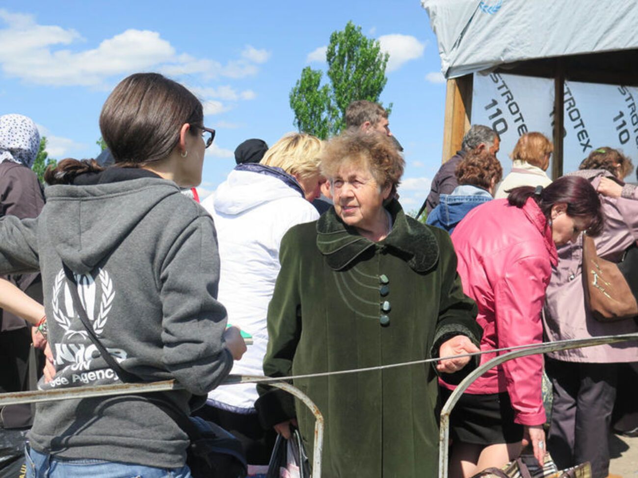 В УВКБ обстоюють те, щоб виплата пенсій і соціальних виплат не була прив'язаною до місця проживання