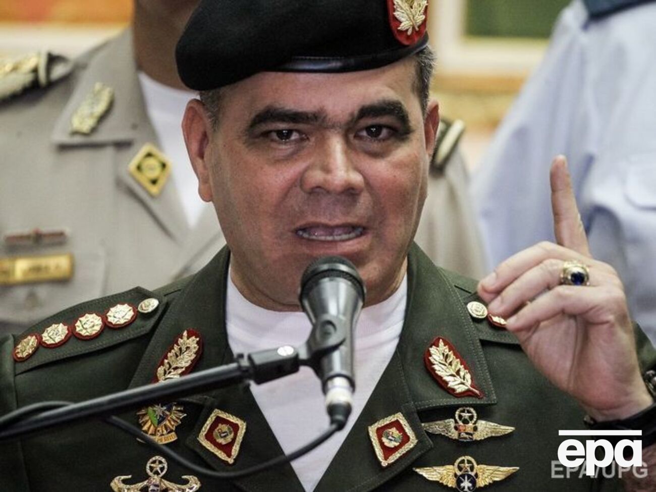 Падріно вважає слова Трампа про "військовий варіант" для Венесуели "актом екстремізму"