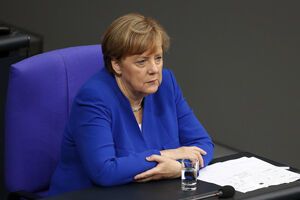 На думку Меркель, Євросоюз, у якому мешкає приблизно 500 млн осіб, здатний прийняти понад 20 тис. сирійських біженців