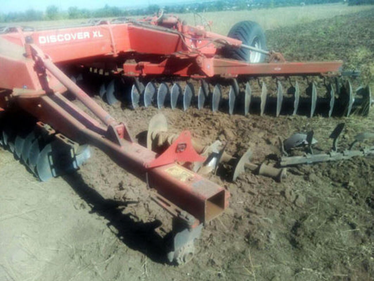 В результате взрыва в Донецкой области повреждена техника