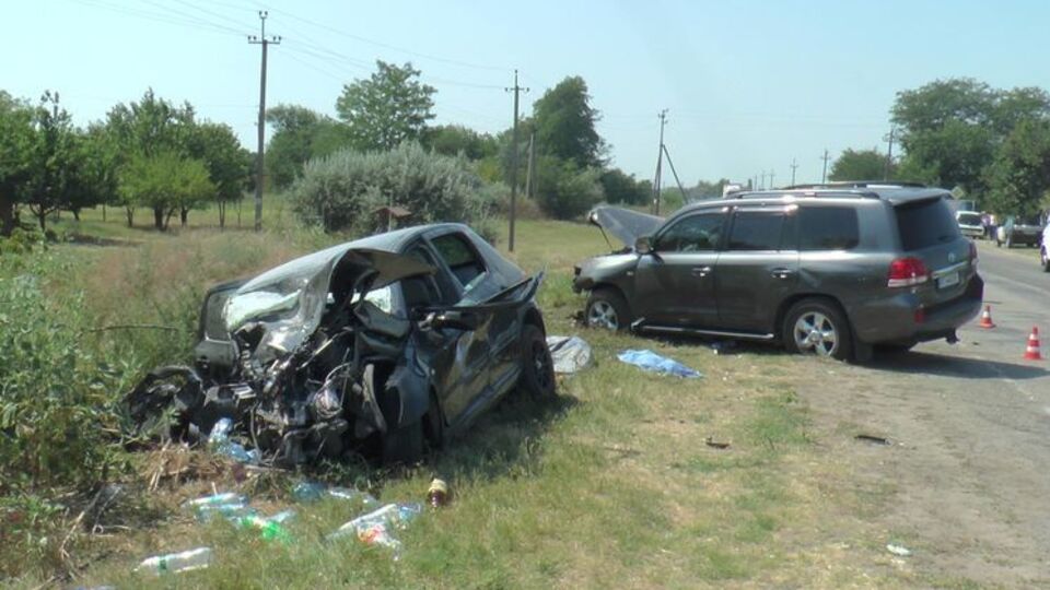 32-річний водій автомобіля Peugeot 207 виїхав на зустрічну смугу