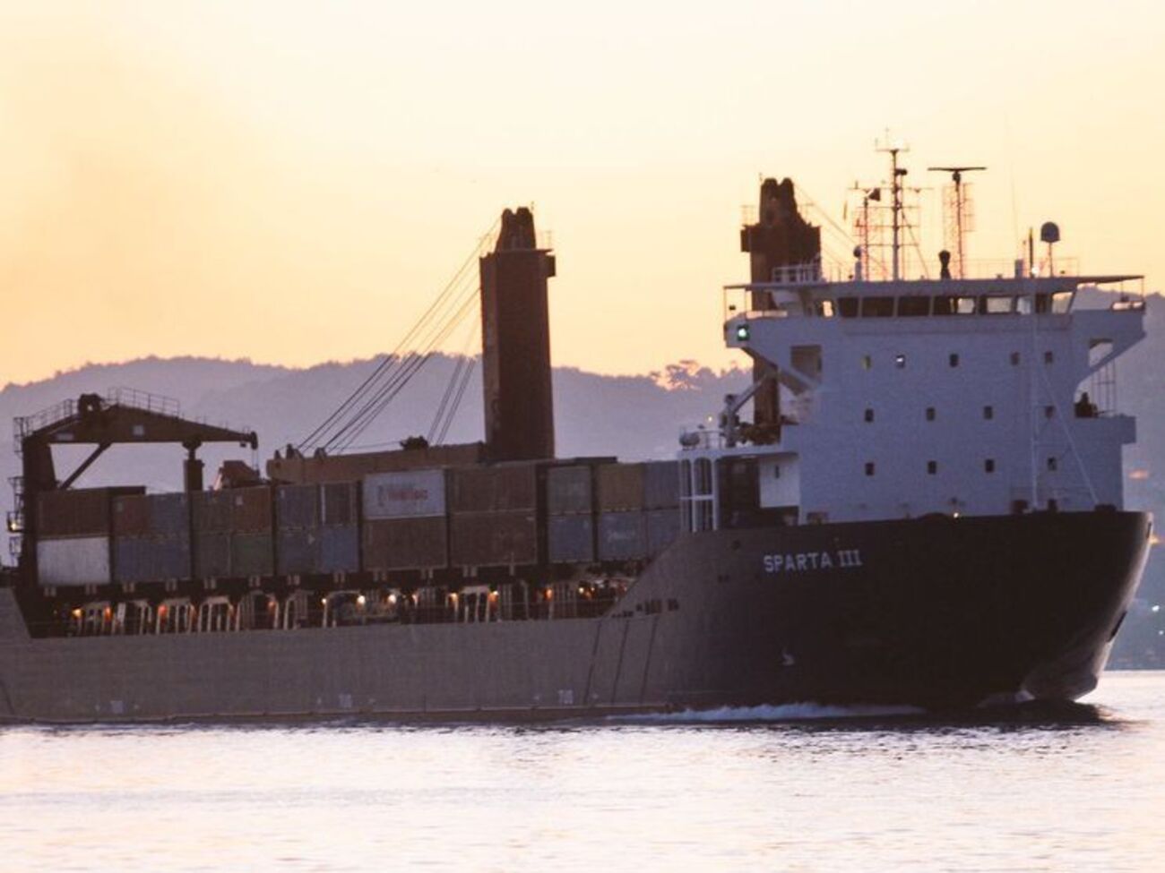 Російське судно "Спарта III" доправило вантаж із Сирії до Новоросійська