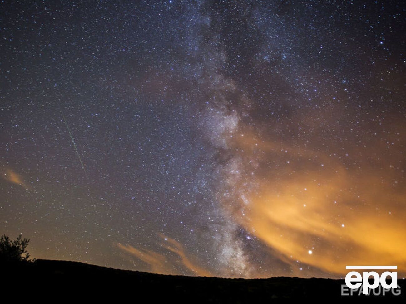 Поток Персеид осветил ночное небо. Фоторепортаж