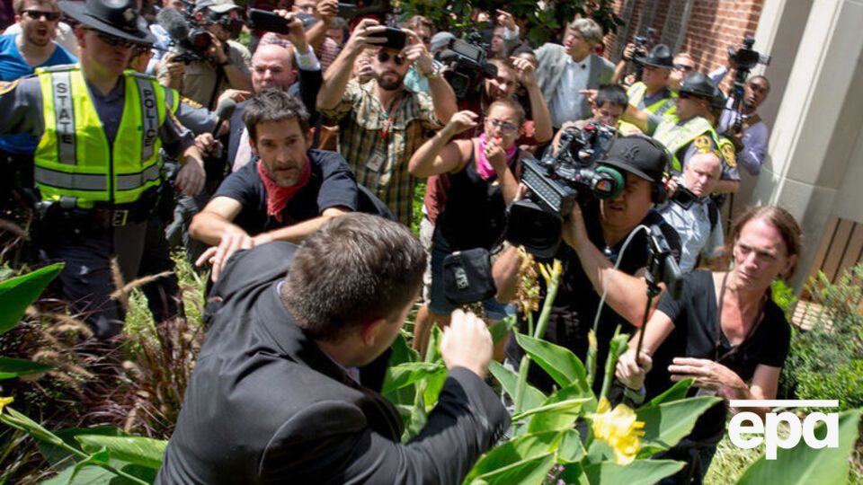 Кесслер утік від натовпу