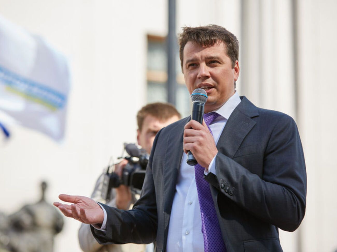 Владимир Пилипенко:&nbsp;вся борьба с коррупцией превратилась в шоу и свелась лишь к попыткам перенести ответственность на "бывших руководителей страны" и обещаниям расследовать громкие дела