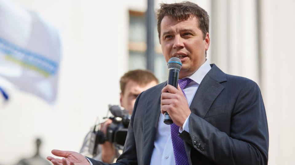 Володимир Пилипенко: Усю боротьбу з корупцією перетворили в шоу і звели лише до спроб перенести відповідальність на "колишніх керівників країни" й обіцянок розслідувати гучні справи
