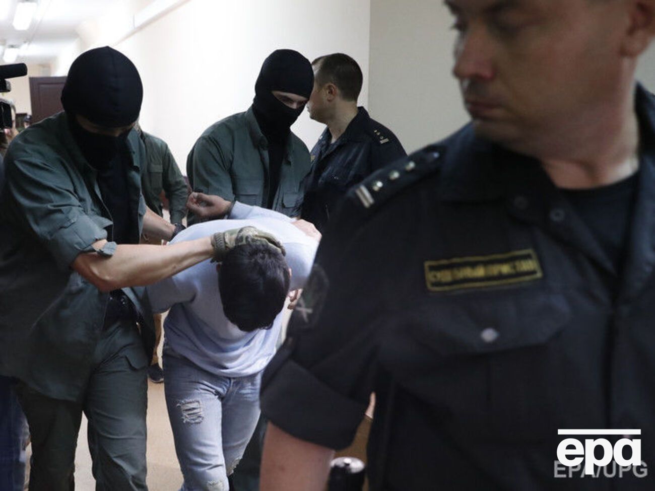 Суд арестовал до 11 октября Давлатера Ходжиева, Давронзода Сиевуши и Сулаймона Бурхонова