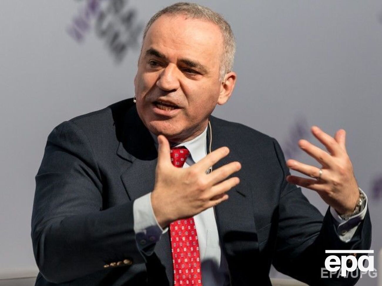 Каспаров зіграв унічию першу офіційну партію за 12 років