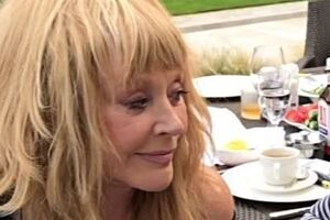 Пугачова продовжує відпочинок у Юрмалі