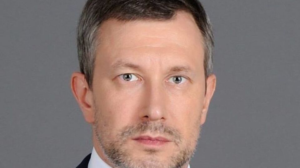 Чеснаков считает компромиссным избрание Минска местом встречи Суркова и Волкера